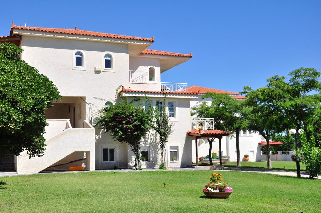 Phoenix Beachside Condos Коккони Экстерьер фото