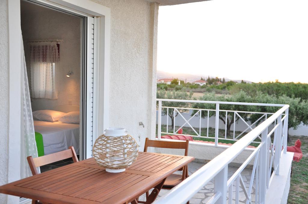 Phoenix Beachside Condos Коккони Экстерьер фото